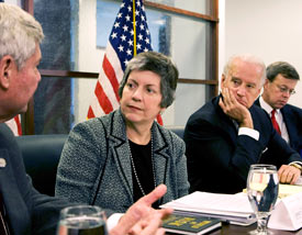 Arizona Governor Janet Napolitano, who is the nominee for Secretary of Homeland Security, and Vice President-elect Joe Biden receive a briefing on weapons of mass destruction while in Washington, December 3, 2008. (Reuters/Larry Downing)